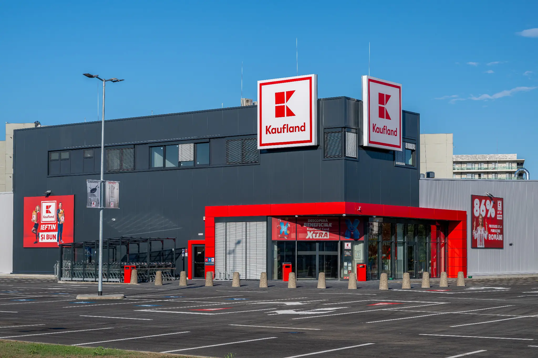 Fotografie de arhitectură comercială Kaufland Constanța